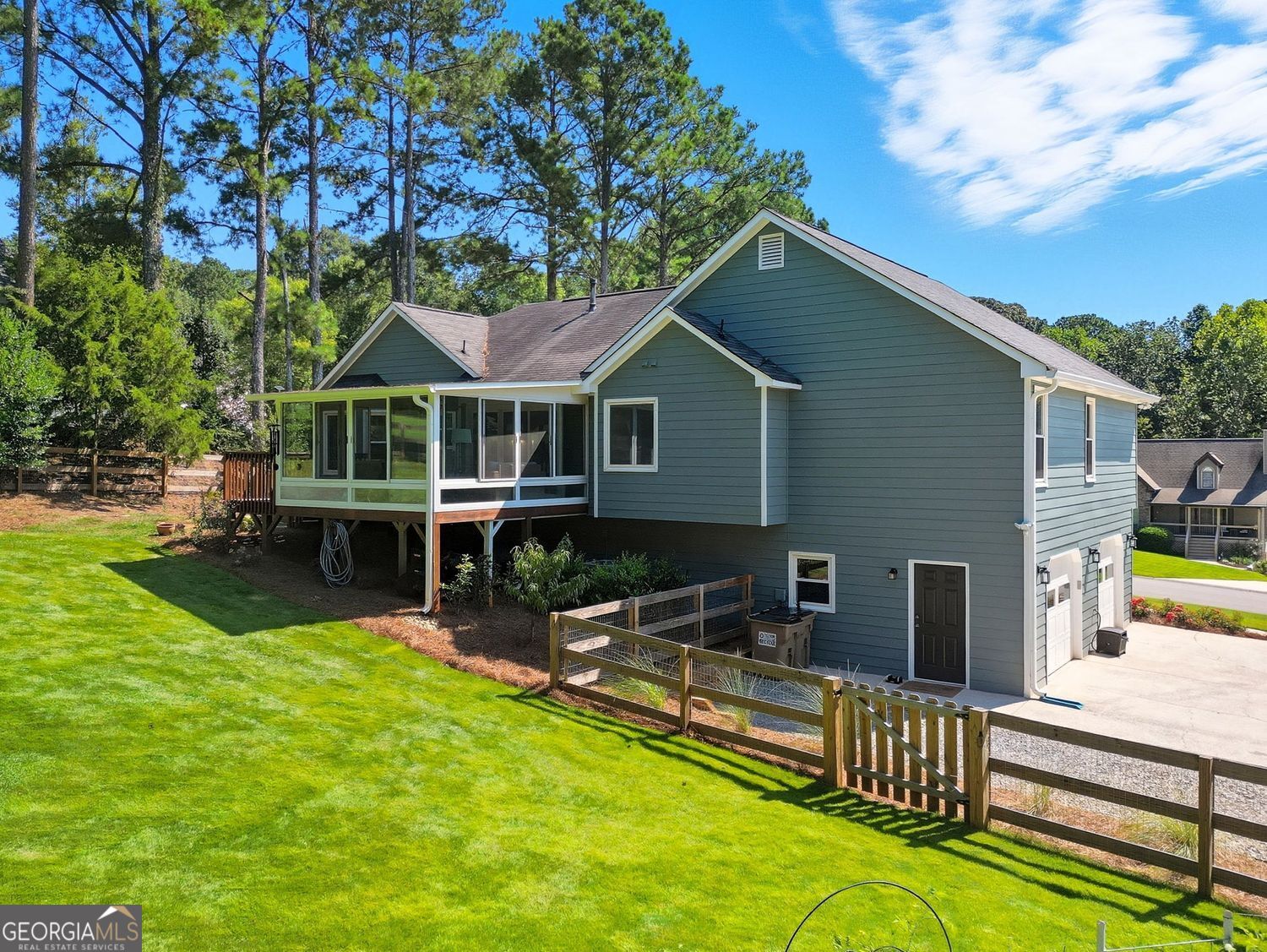 SPRINGFIELD PLACE - Residential