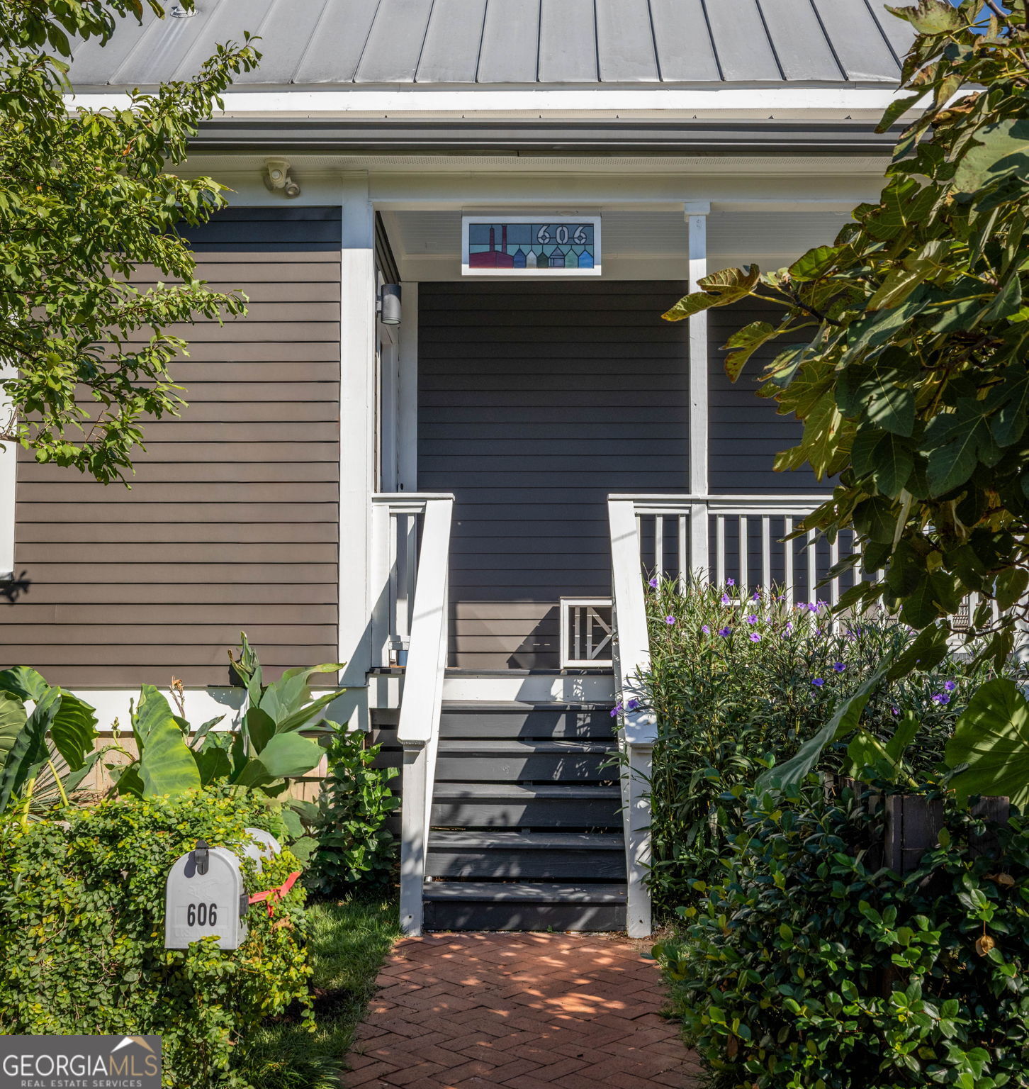 606 Pickett ST