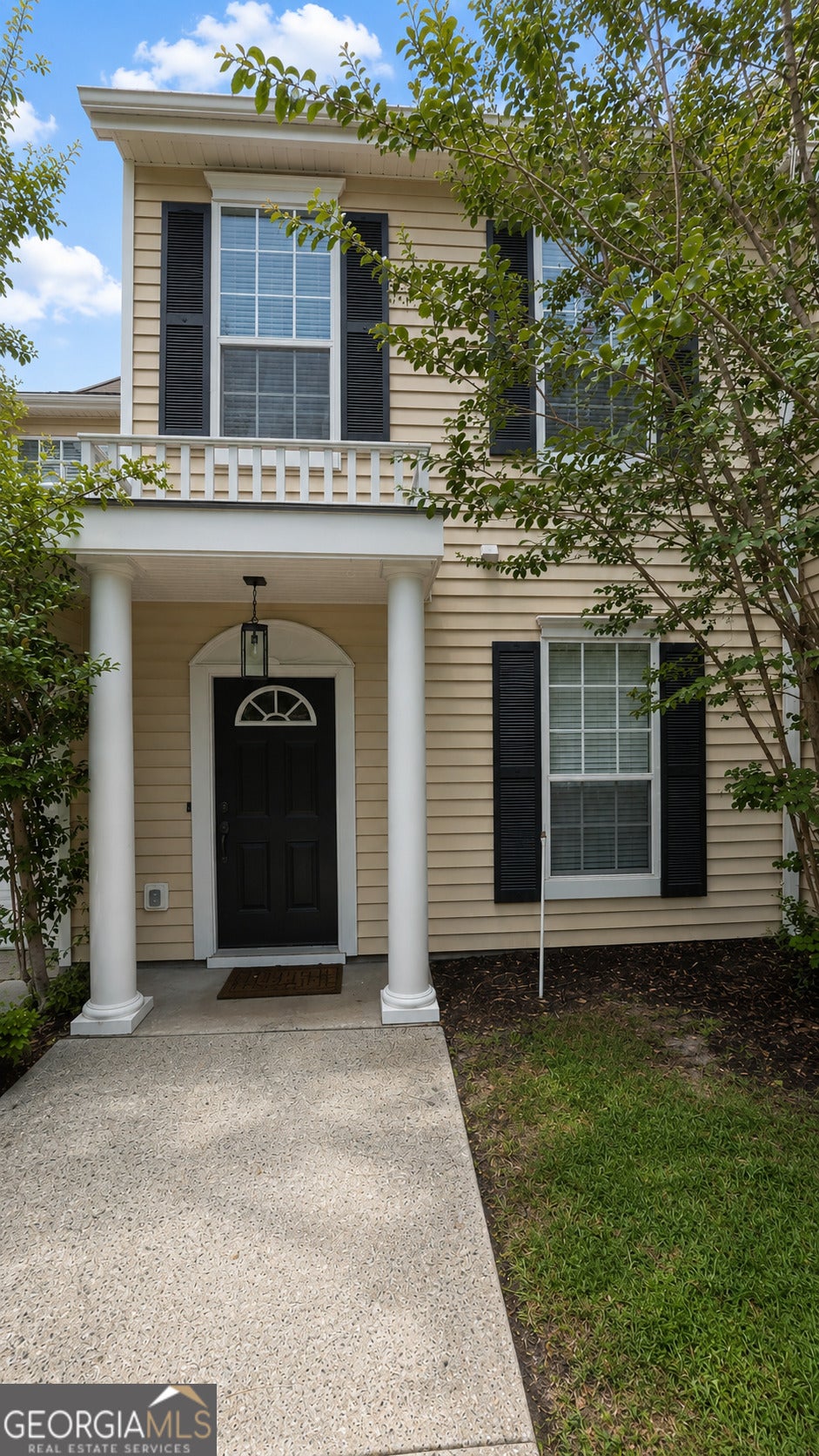 2502 B Jerry Jones DR