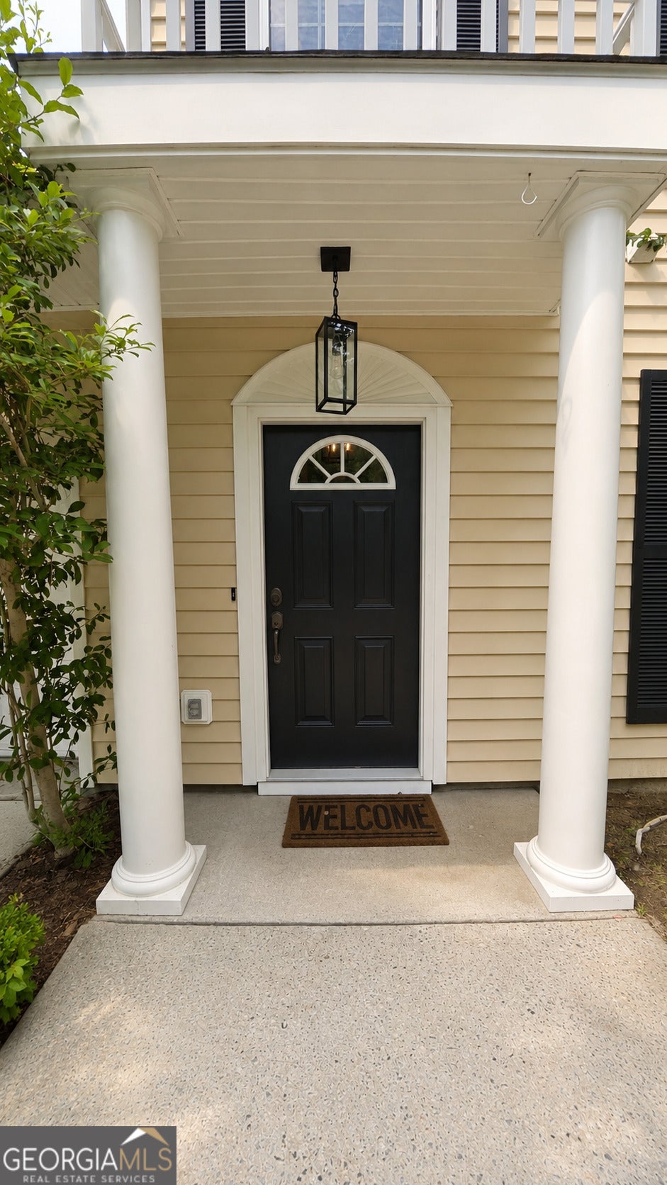 2502 B Jerry Jones DR