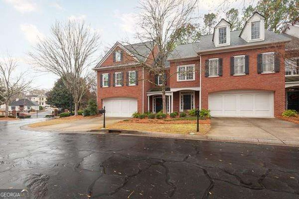 Photo of 7788 GEORGETOWN CHASE, Roswell, GA 30075 (MLS # 10680403)
