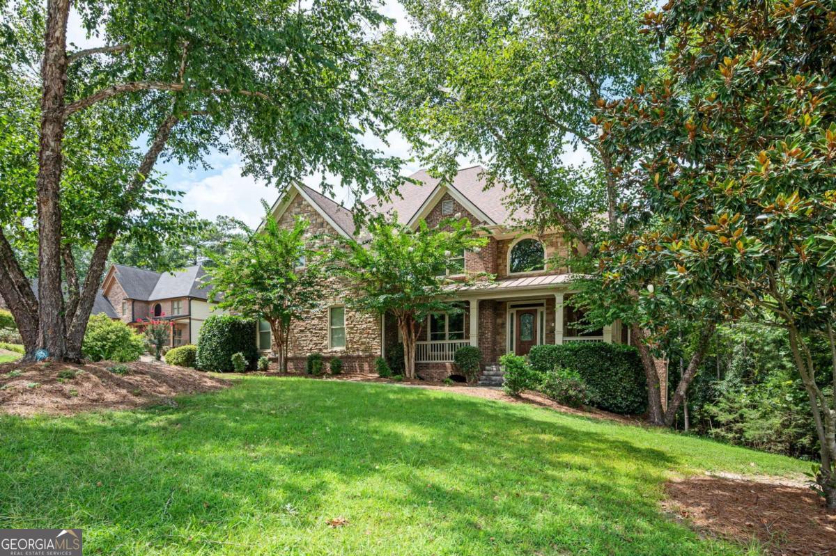 1526 Rocky River DR