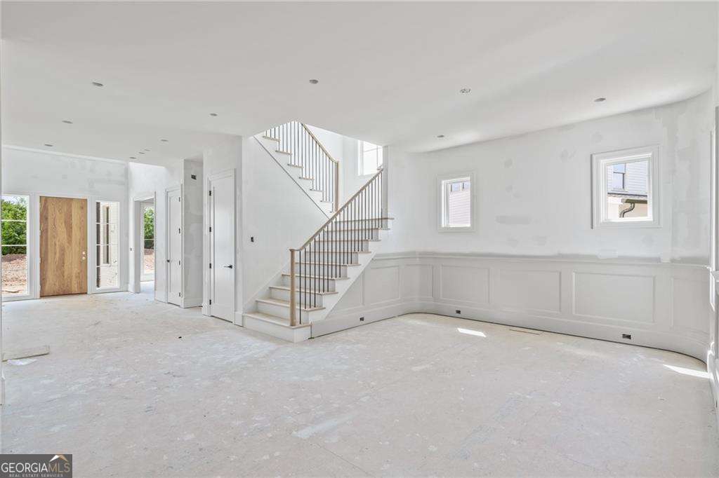 10910 Woodstock RD