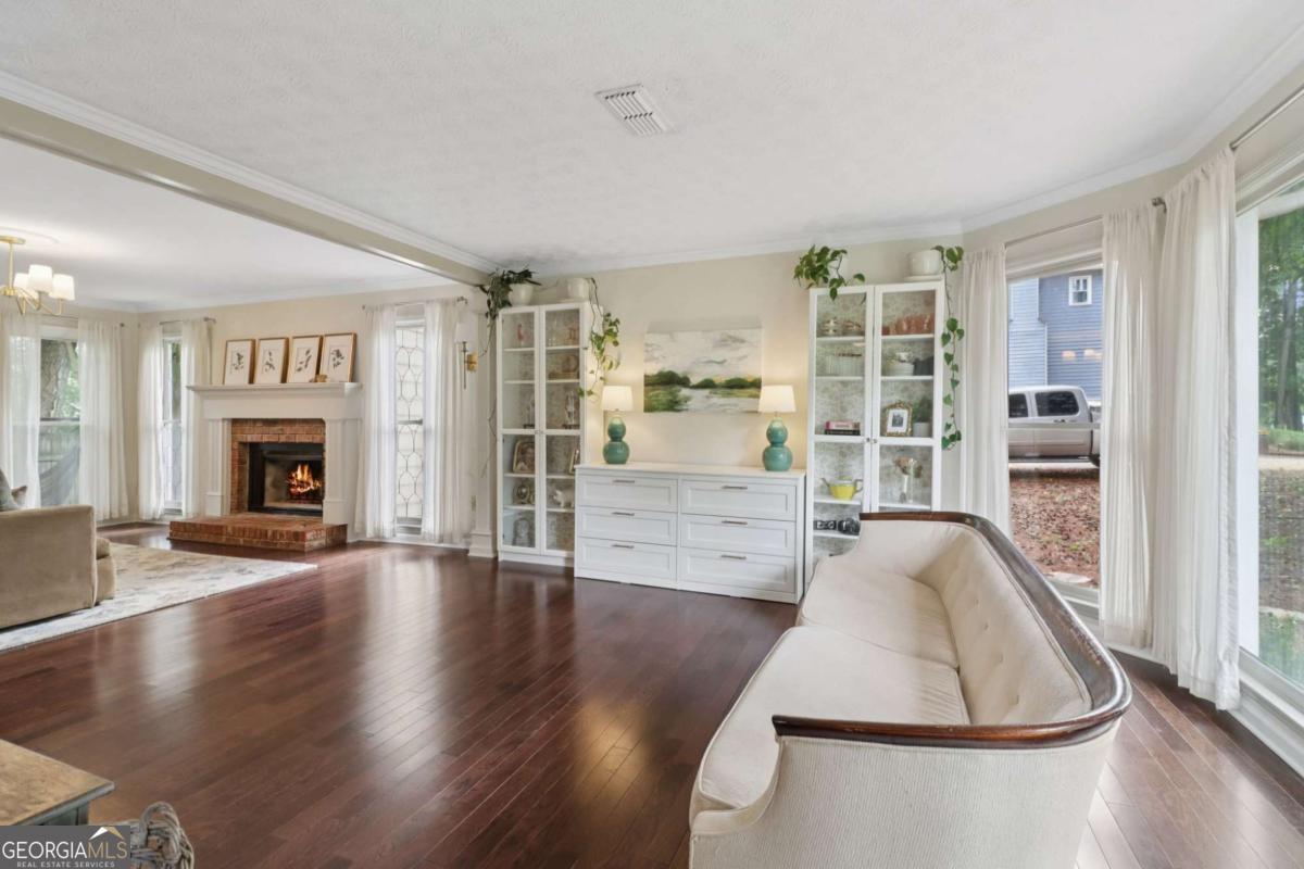 Brownstone - Residential