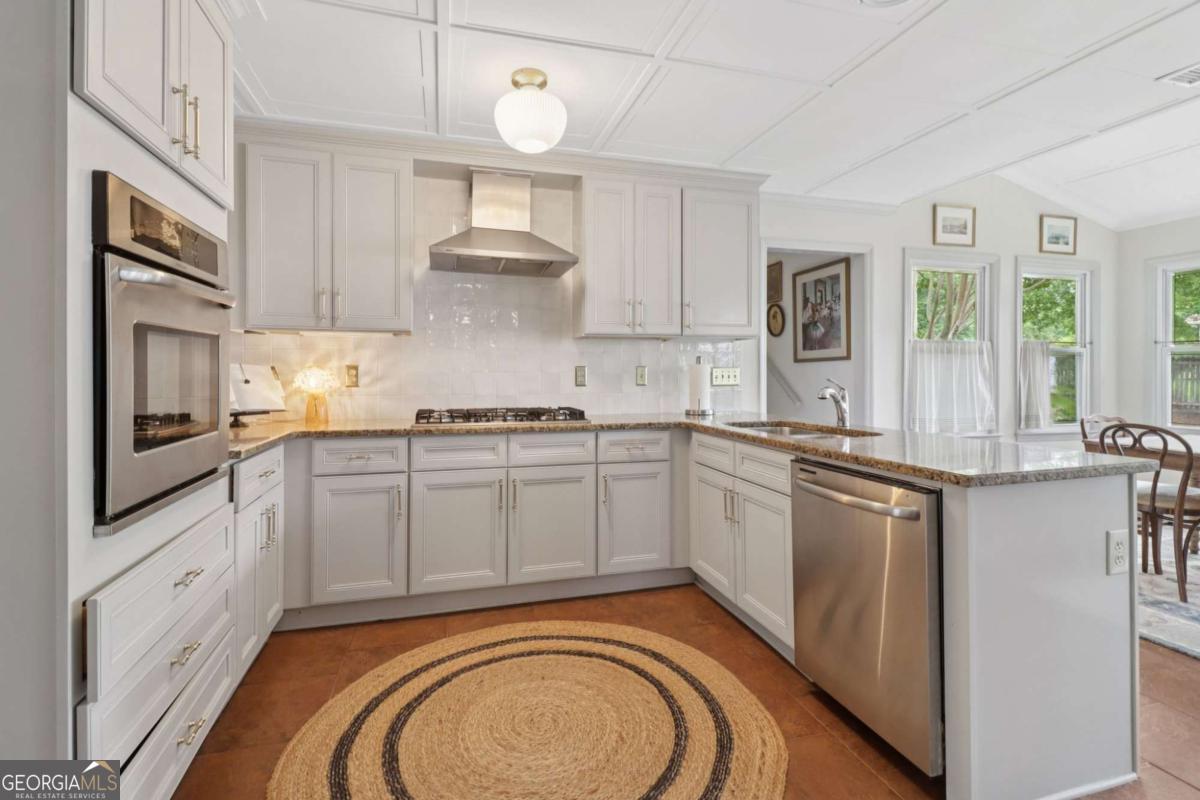 Brownstone - Residential