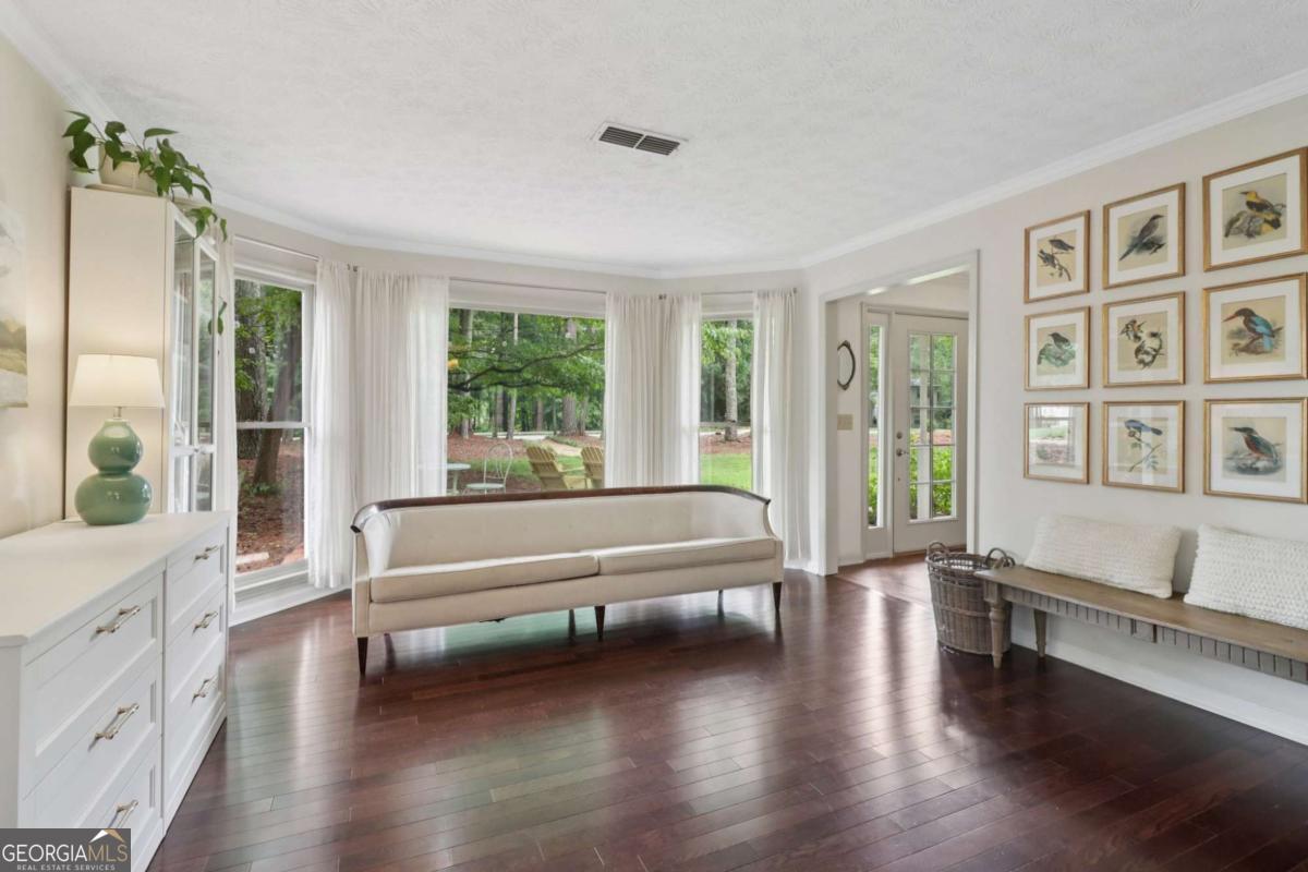 Brownstone - Residential