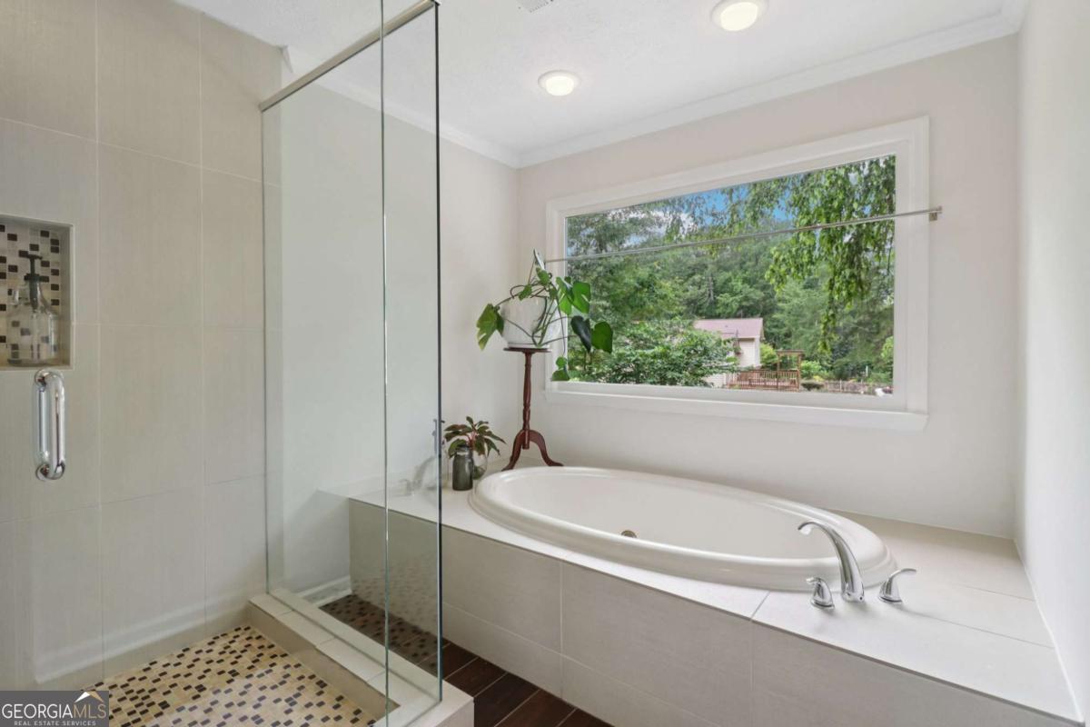 Brownstone - Residential