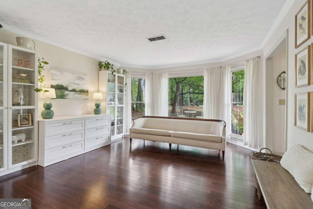 Brownstone - Residential