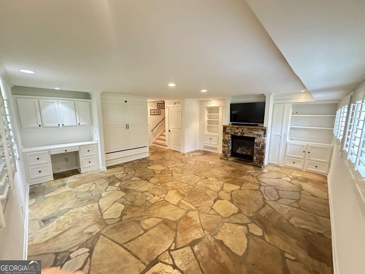 Briarcliff Woods - Residential