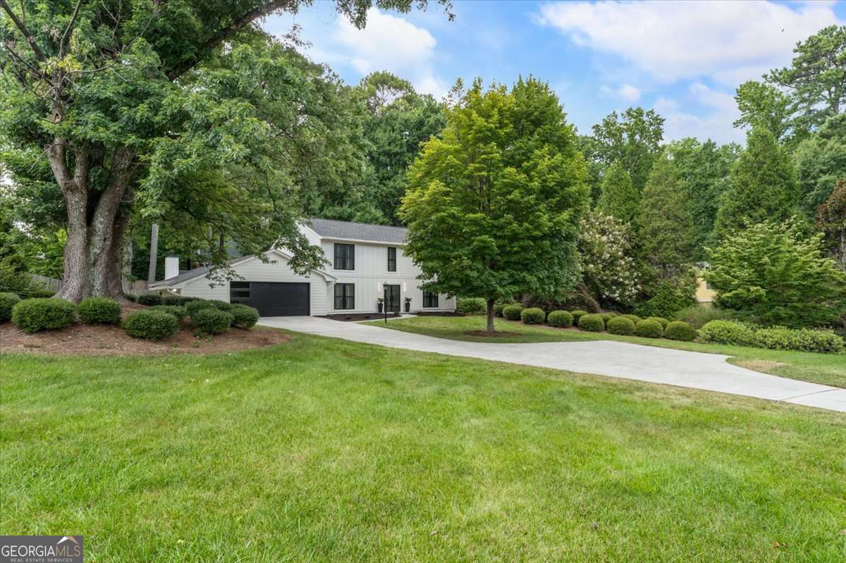 131 Indian Hills CT