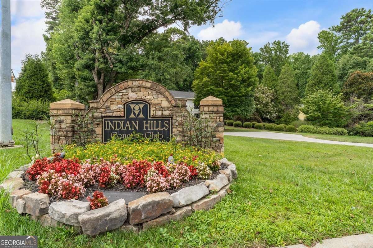 131 Indian Hills CT