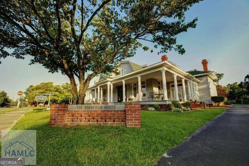 Photo of 426 W Church Street, Swainsboro, GA 30401 (MLS # 10669991)