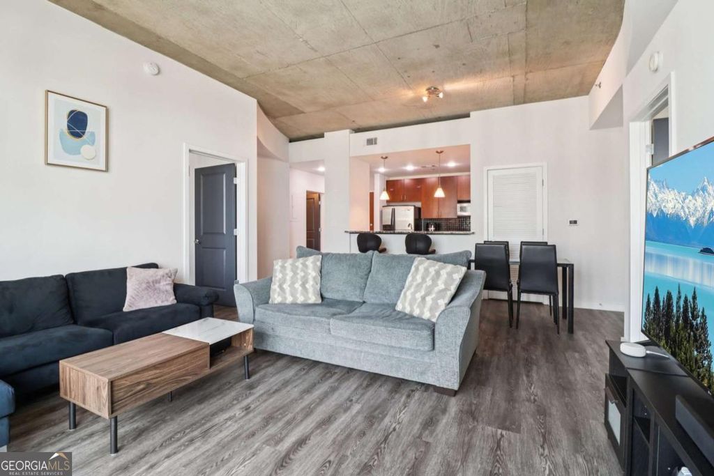 Photo of 250 Pharr Road NE #1905, Atlanta, GA 30305 (MLS # 10729415)