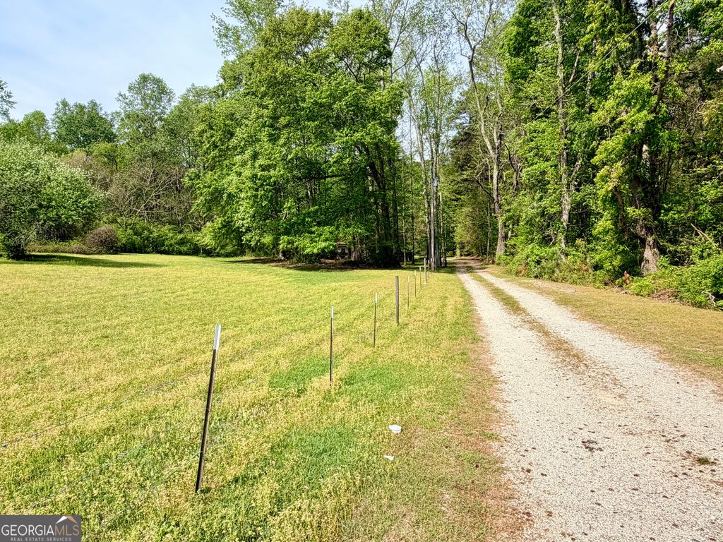 Photo of 1129 Cave Springs Road, Douglasville, GA 30134 (MLS # 10728083)