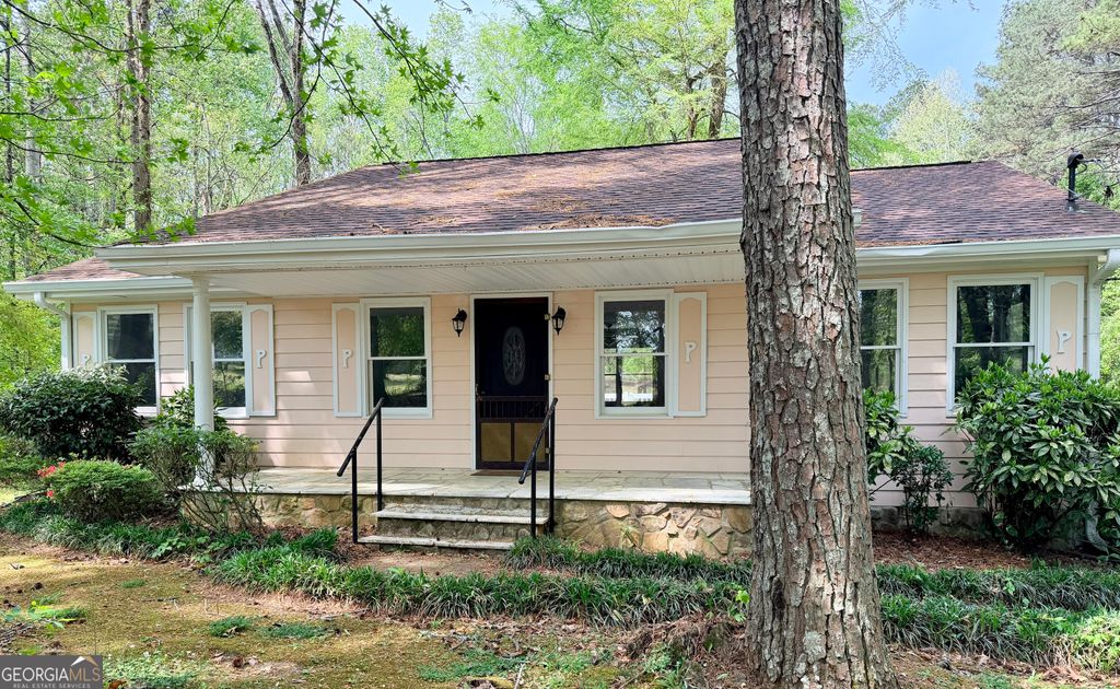 Photo of 1129 Cave Springs Road, Douglasville, GA 30134 (MLS # 10728083)