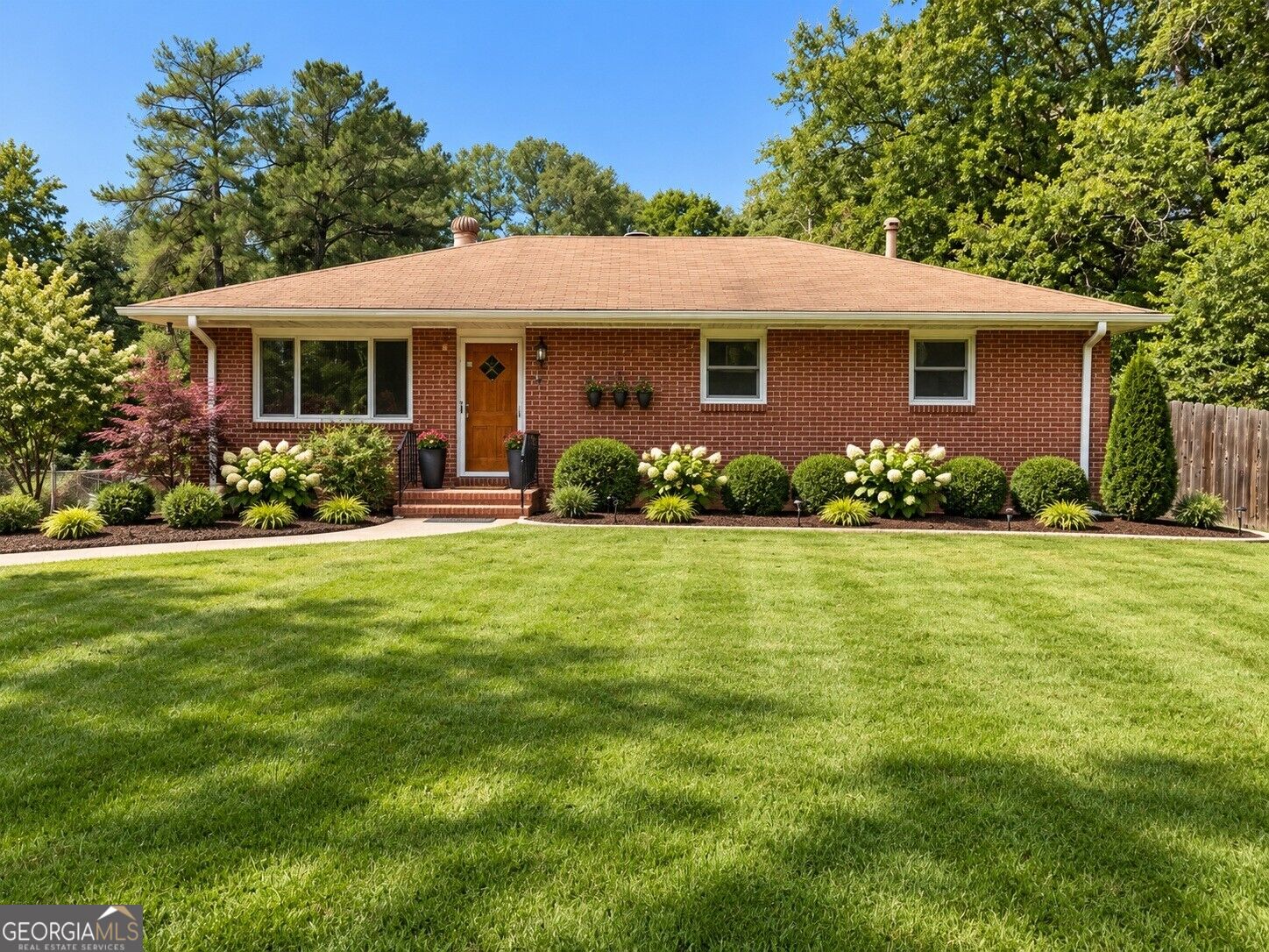 3226 Woodview DR SE