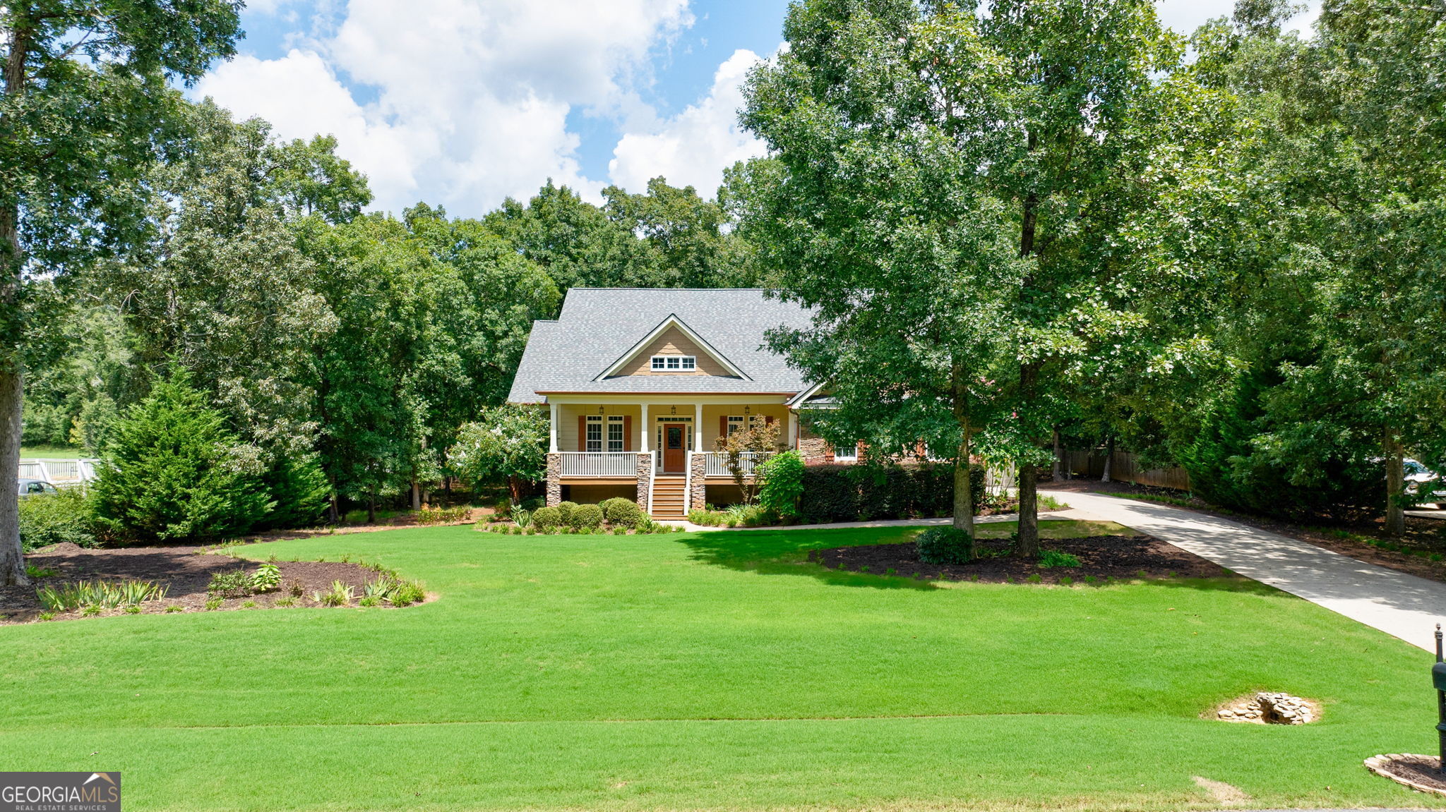 1181 Dove Creek CIR