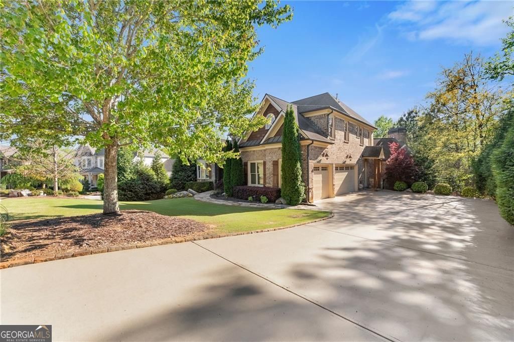 5811 Yoshino Cherry LN