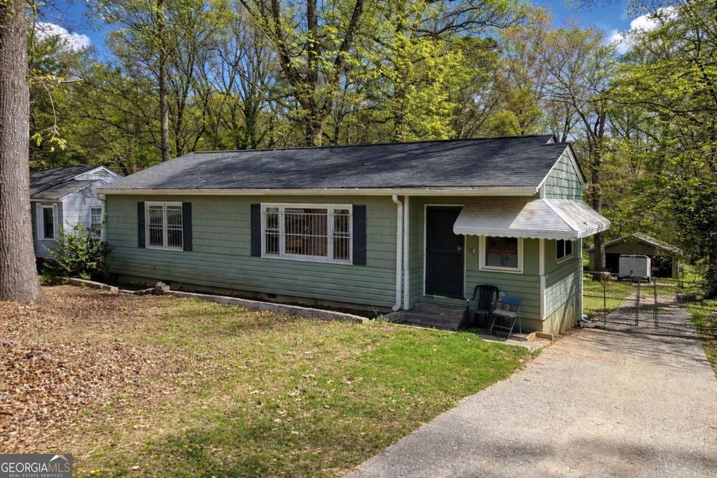 Photo of 2286 Carey Drive SE, Atlanta, GA 30315 (MLS # 10717633)