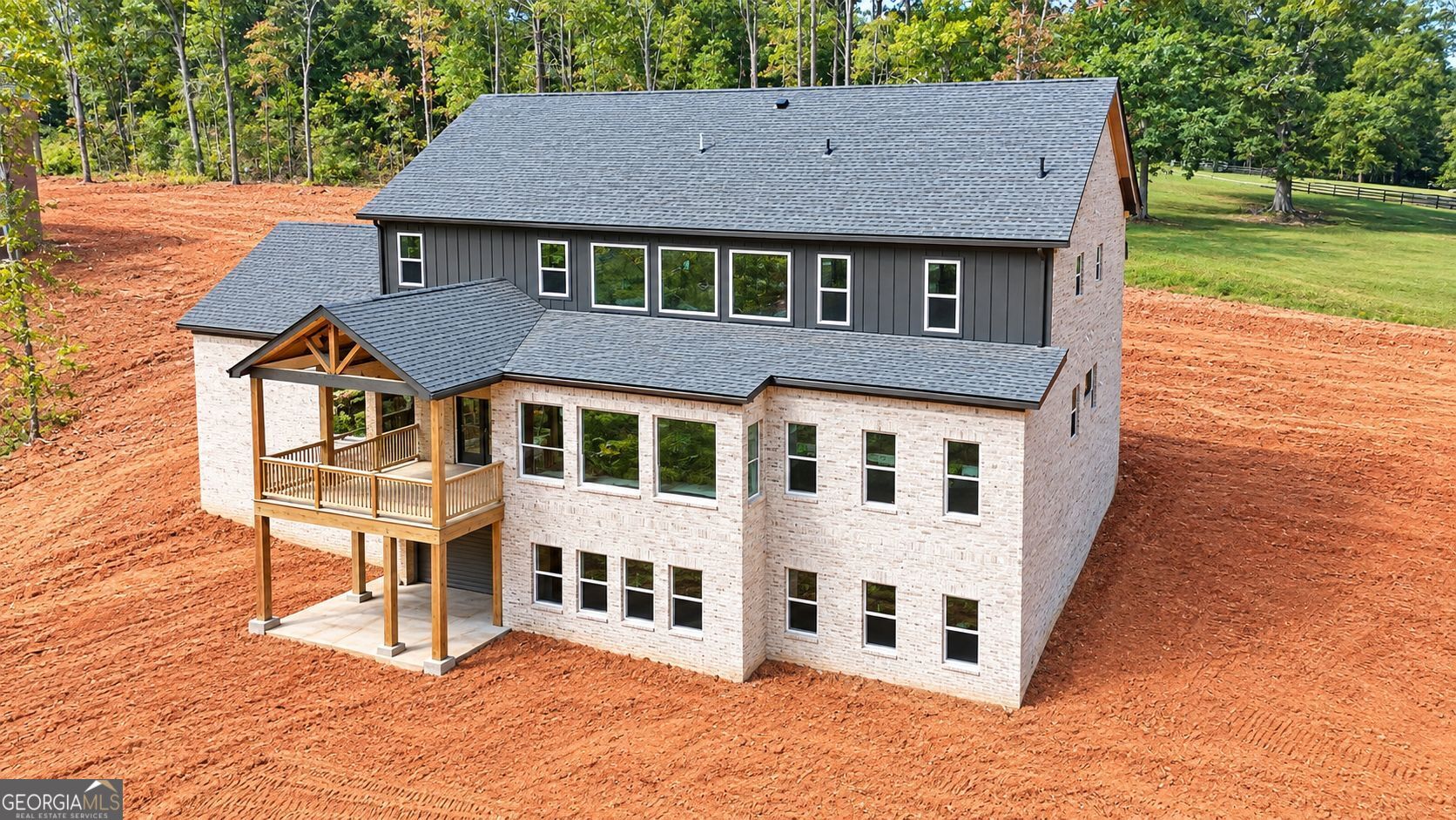 1686 Kilcrease RD