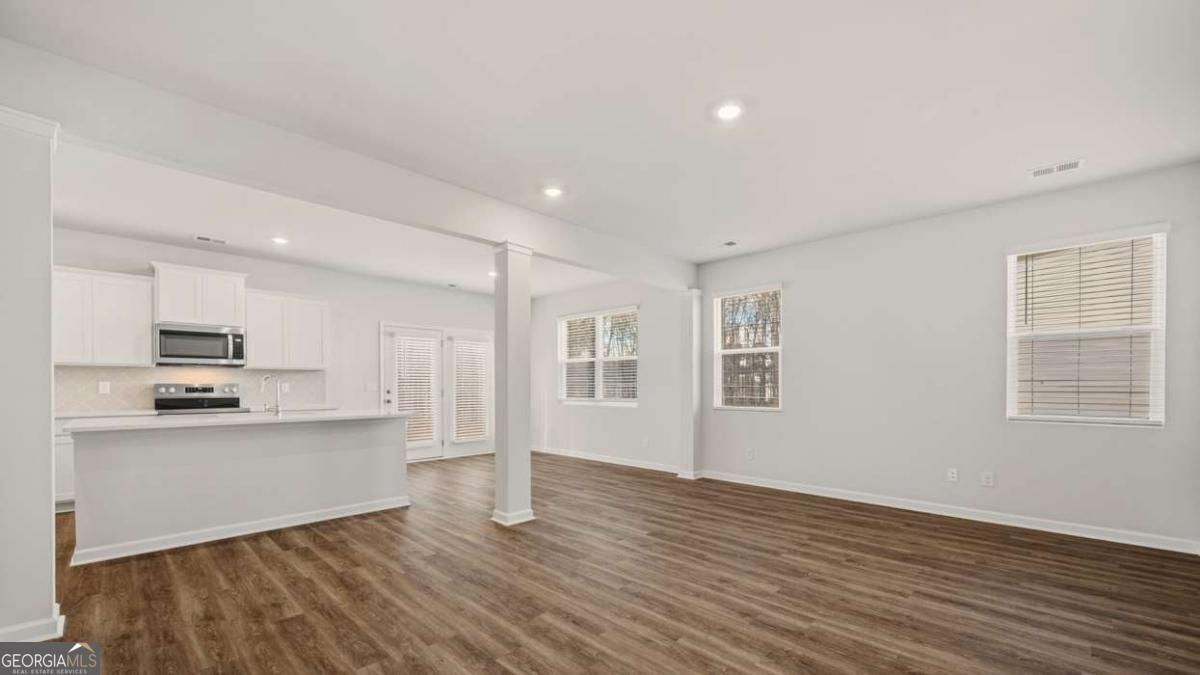 109 Oakchase Park LN