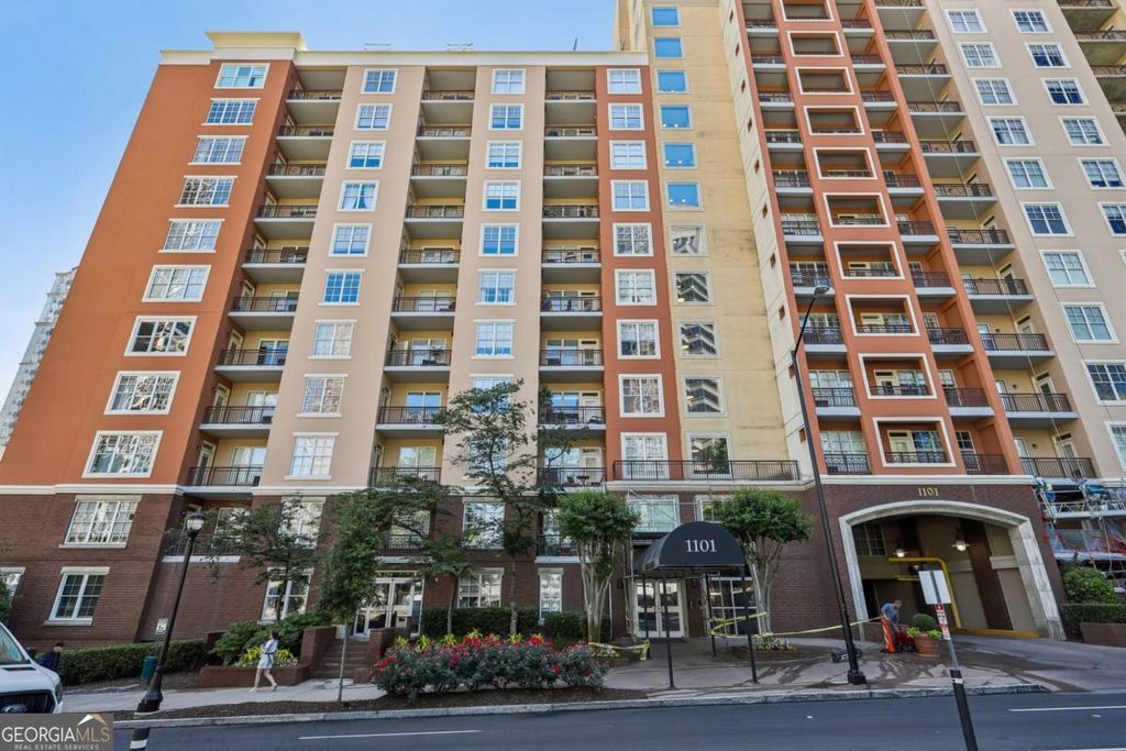 Photo of 1101 Juniper Street NE #104, Atlanta, GA 30309 (MLS # 10758412)