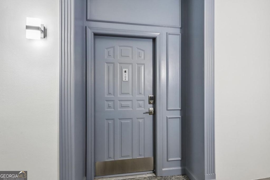 Photo of 1101 Juniper Street NE #104, Atlanta, GA 30309 (MLS # 10758412)