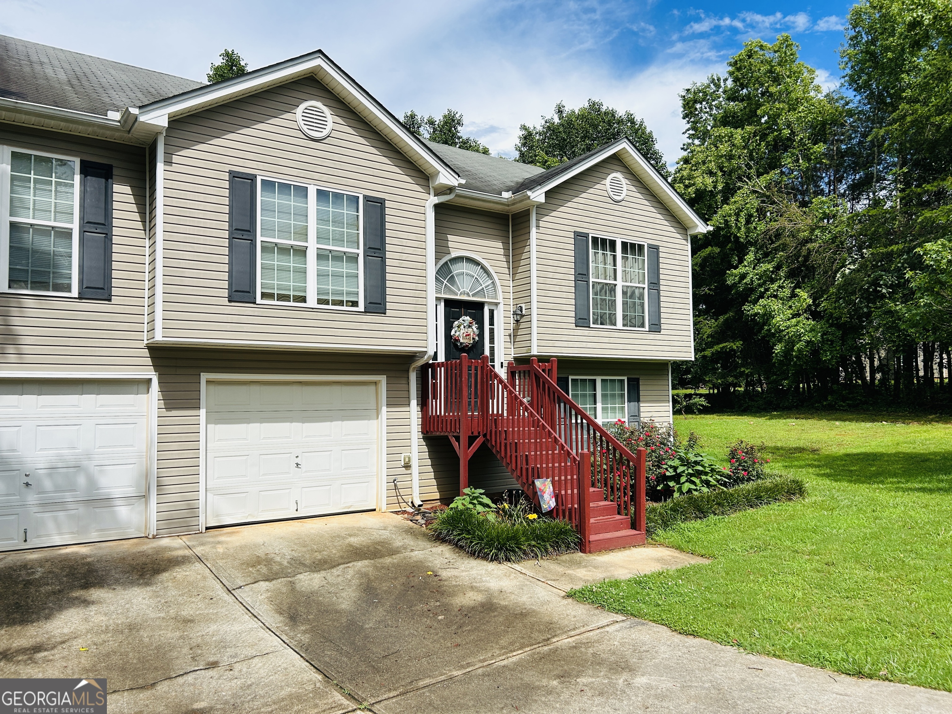 766 Wild Rose LN