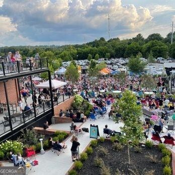 Canton, Georgia 30114, United States, 3 Bedrooms Bedrooms, ,3 BathroomsBathrooms,Residential,Pending,127336