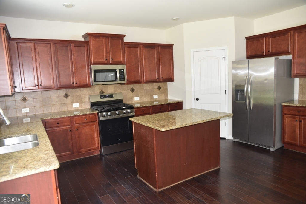 1365 Slate Bend DR