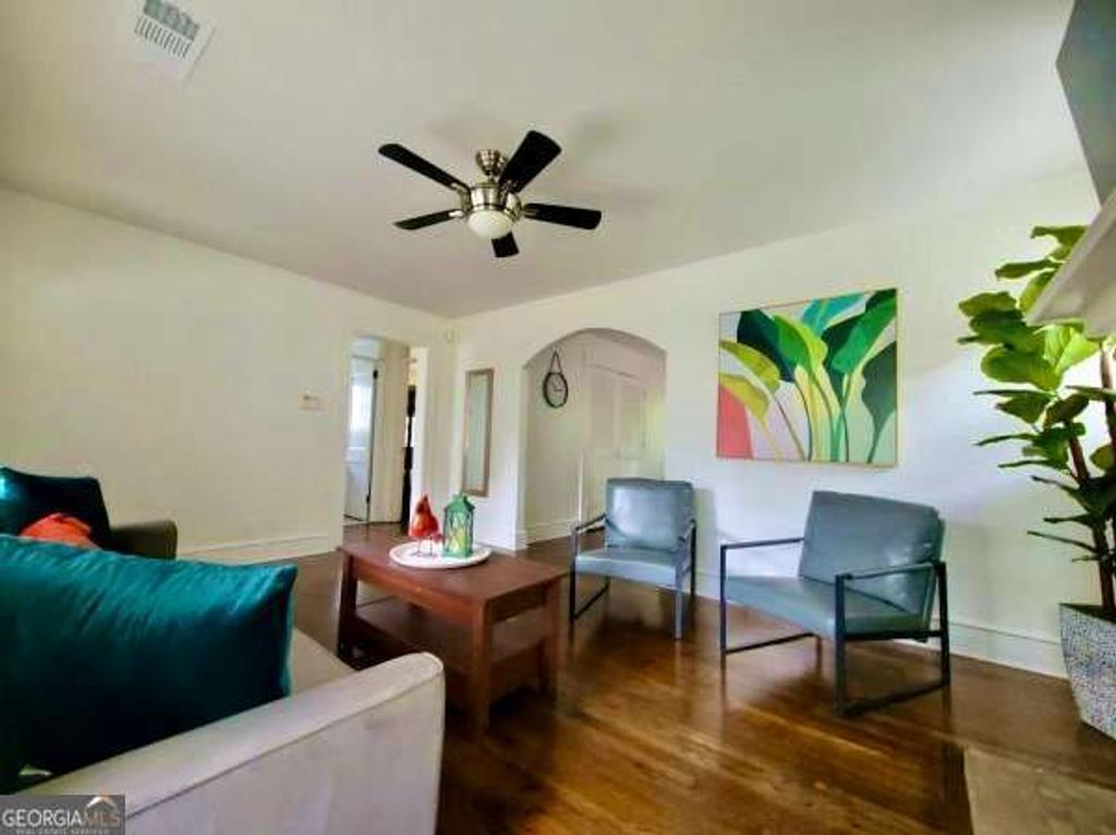 Photo of 1267 Holly Street NW, Atlanta, GA 30318 (MLS # 10757158)