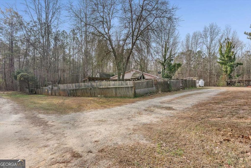 Photo of 1475 Ben Davis Road, Buchanan, GA 30113 (MLS # 10694204)