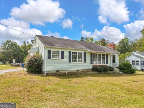 Photo of 652 Mozley Drive SE, Smyrna, GA 30080 (MLS # 10645024)