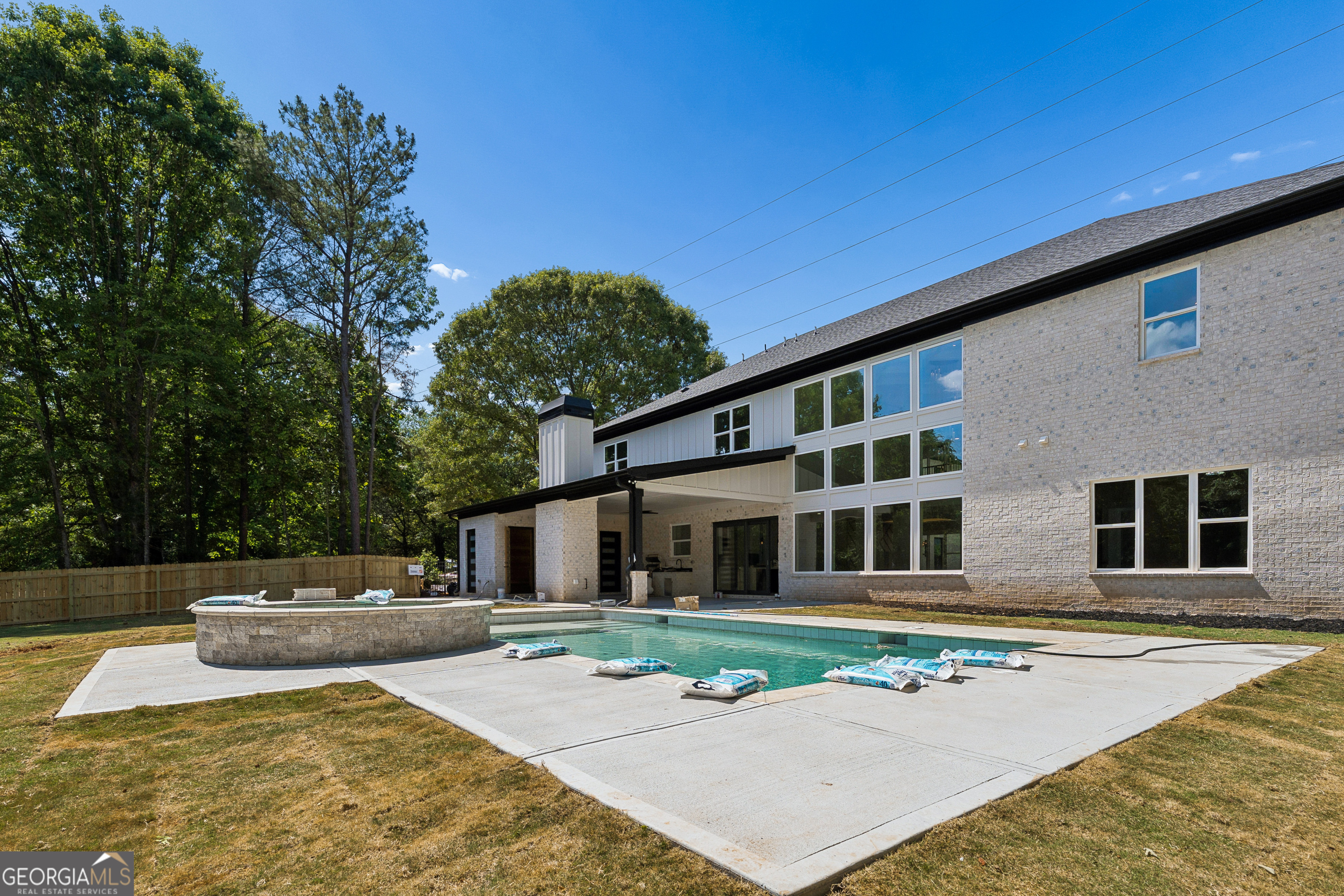 1035 Auburn RD