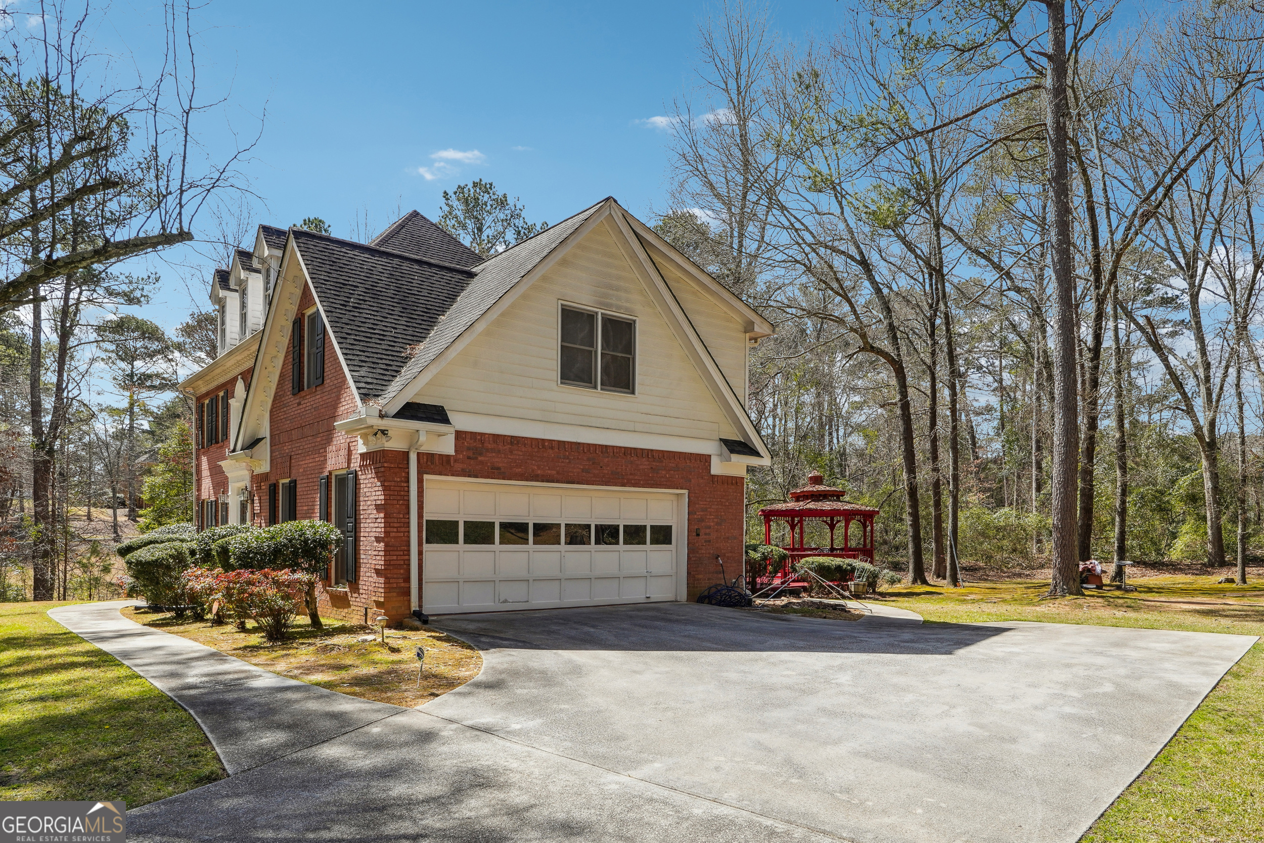 3395 Hunters Place