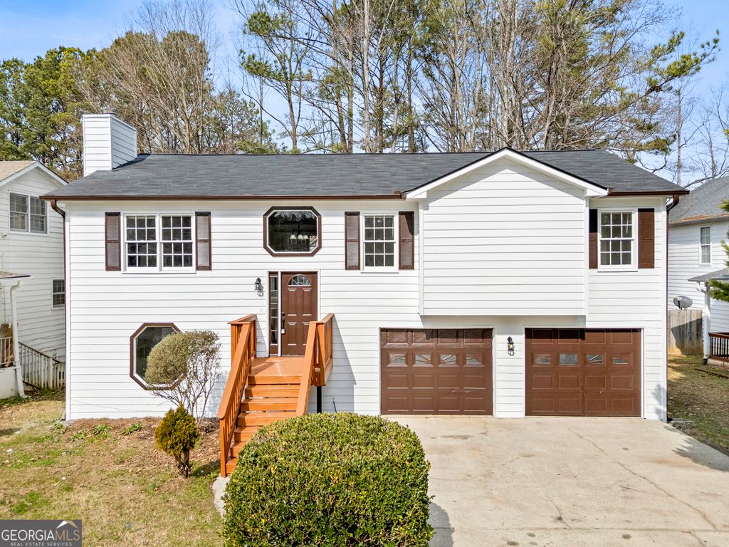 Photo of 2385 Waterford Park Drive, Lawrenceville, GA 30044 (MLS # 10696268)