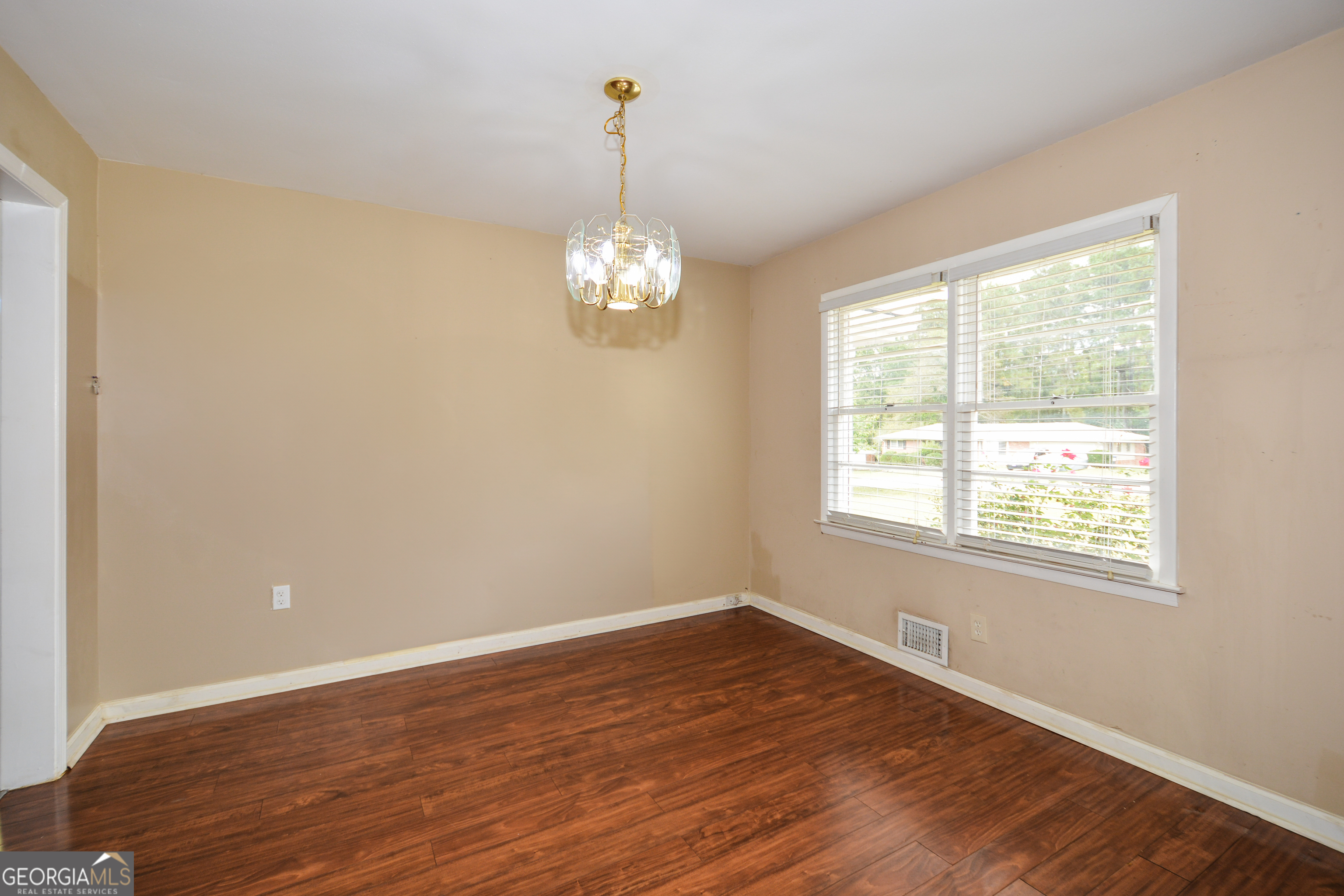 2331 Weslan DR
