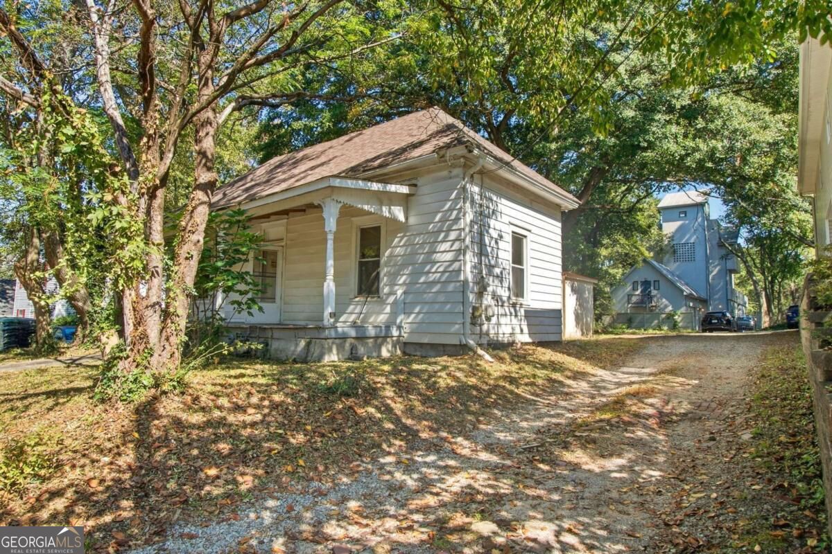 1023 Curran ST NW