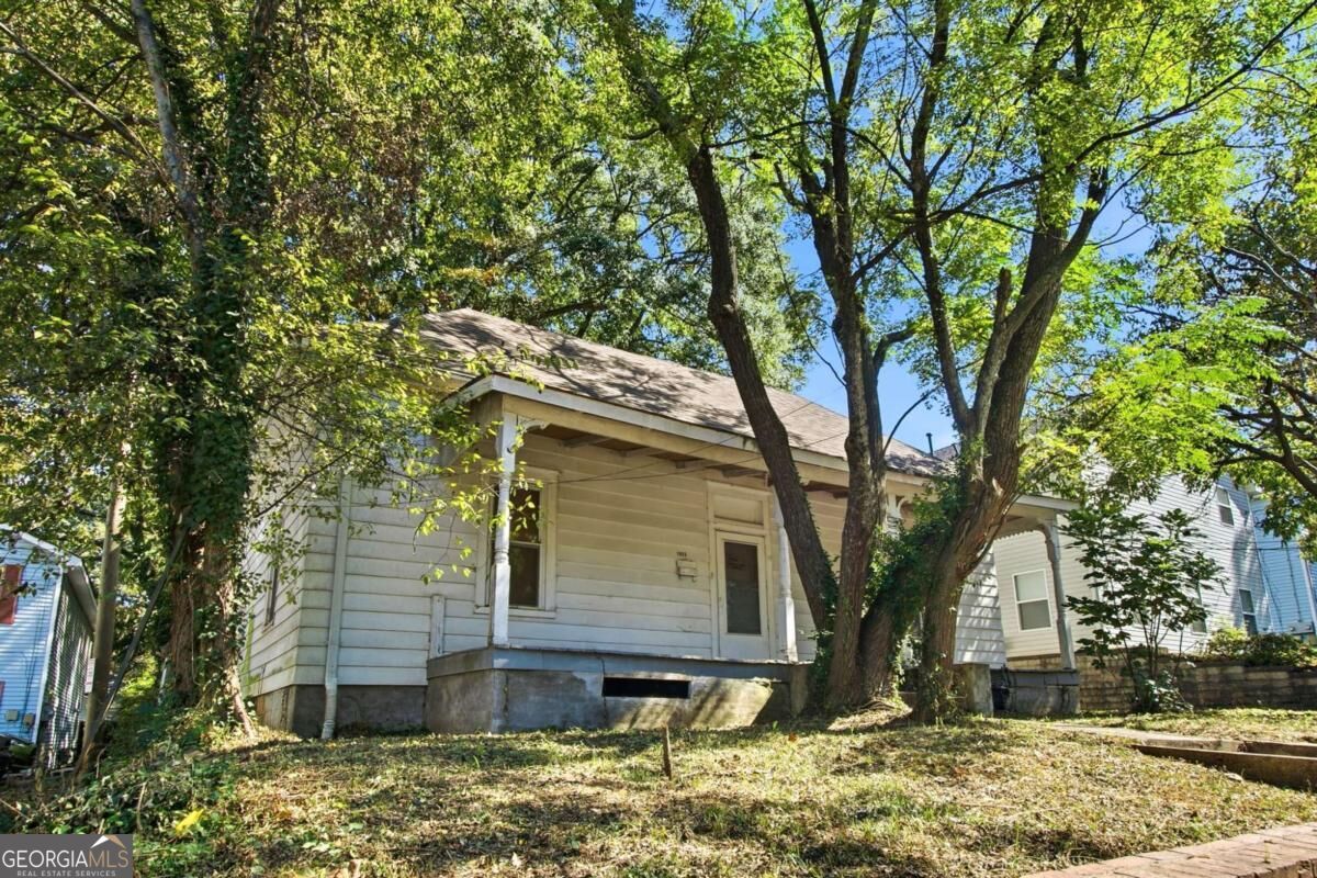 1023 Curran ST NW