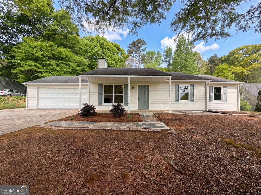 Photo of 1514 Willow Gate Way, Auburn, GA 30011 (MLS # 10733515)