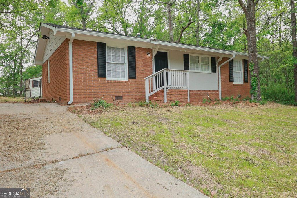 Photo of 3323 E Victory Court, Macon, GA 31211 (MLS # 10695077)