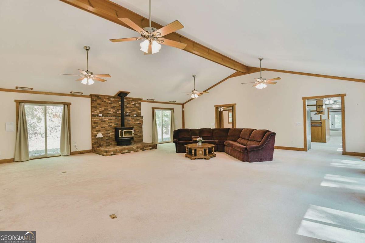 1163 Nickville RD