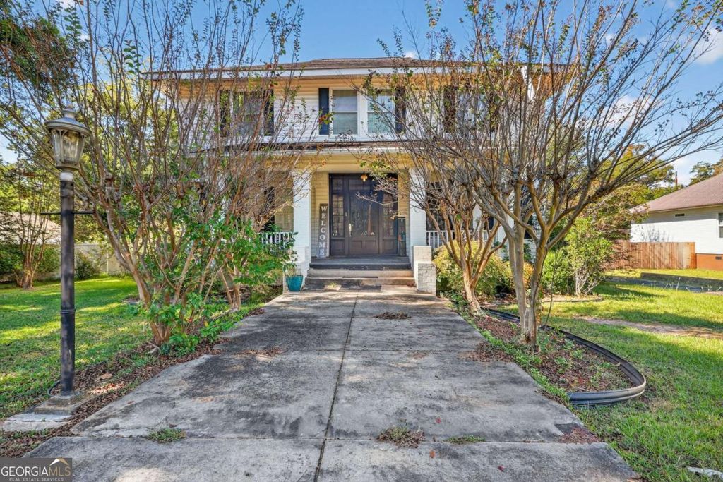 Photo of 13 S Lumpkin Street, Hawkinsville, GA 31036 (MLS # 10624796)