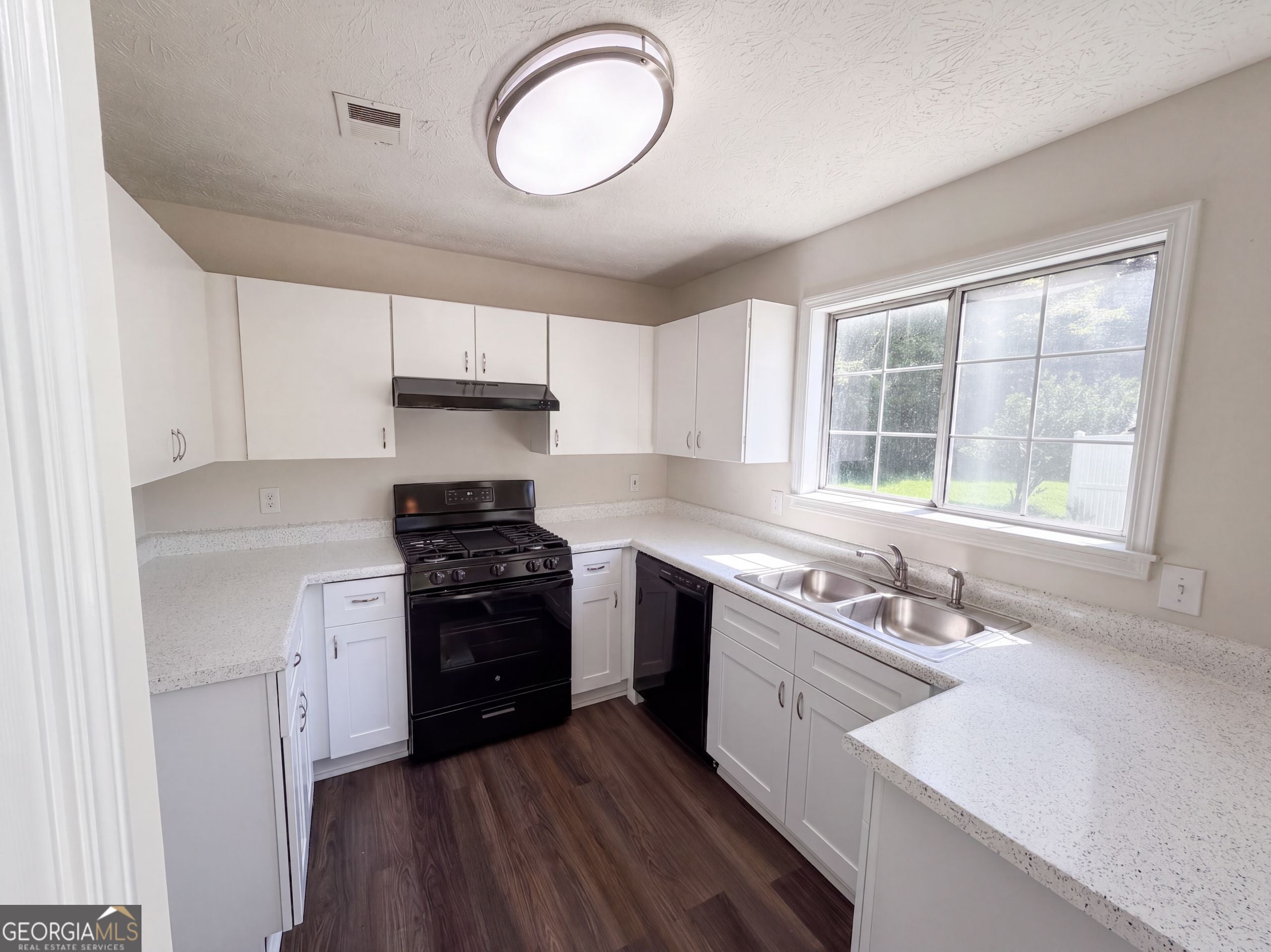 1337 Parkside Club DR