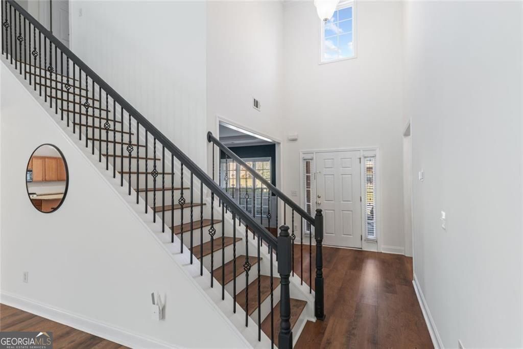 1107 Forest Creek DR