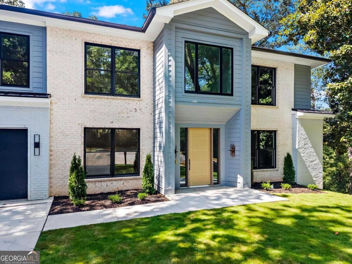 233 Brookcliff TRCE