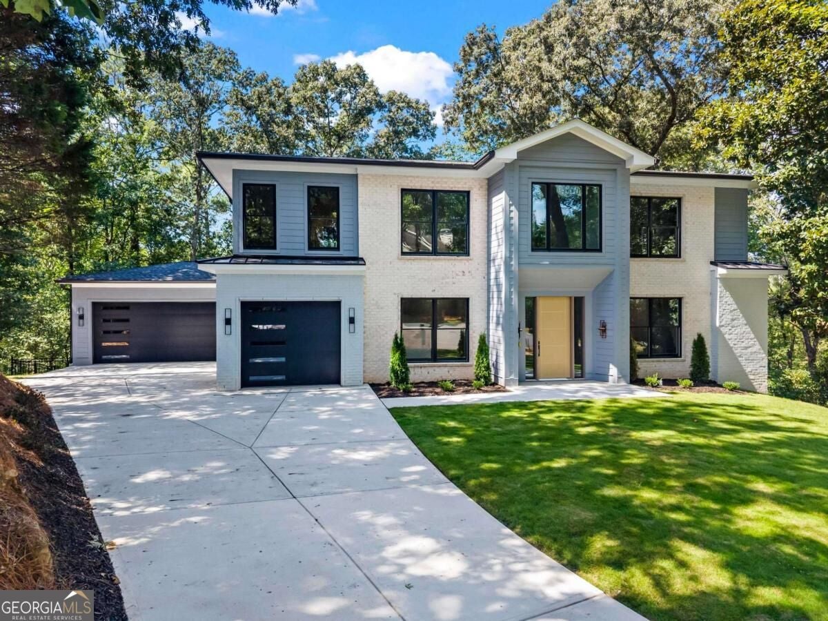 233 Brookcliff TRCE