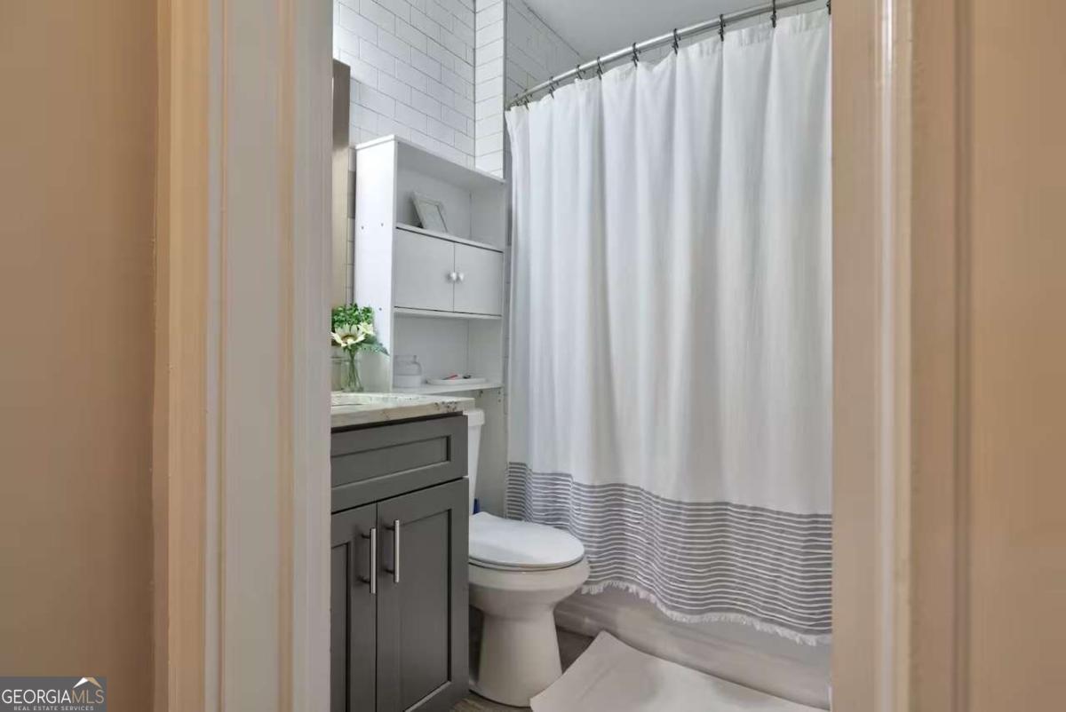 East Point, Georgia 30344, United States, 2 Bedrooms Bedrooms, ,1 BathroomBathrooms,Residential,Active,6301