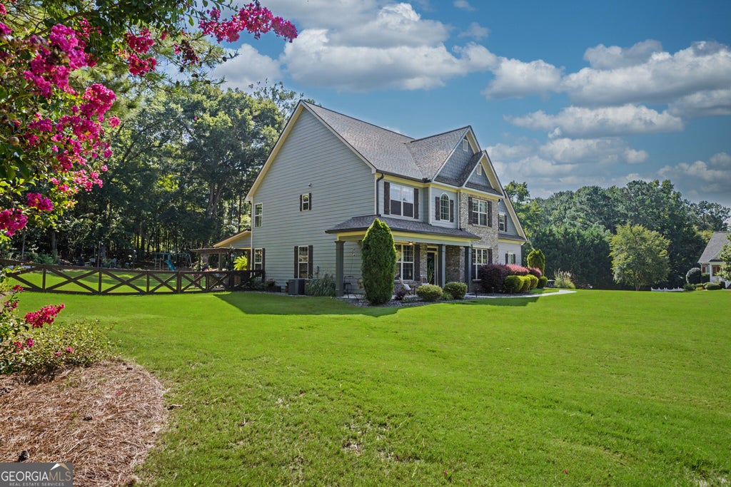 Photo of 12 Shagbark Drive, Sharpsburg, GA 30277 (MLS # 10822897)