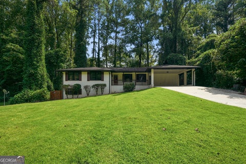 Photo of 3020 Landrum Drive SW, Atlanta, GA 30311 (MLS # 10841291)